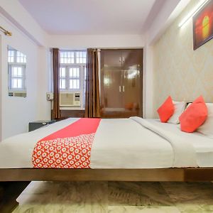 Hotel O Kamini
